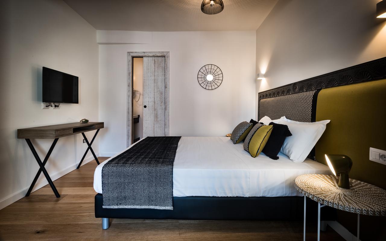 Teku Sardinia Boutique Hotel 바리사르도 외부 사진